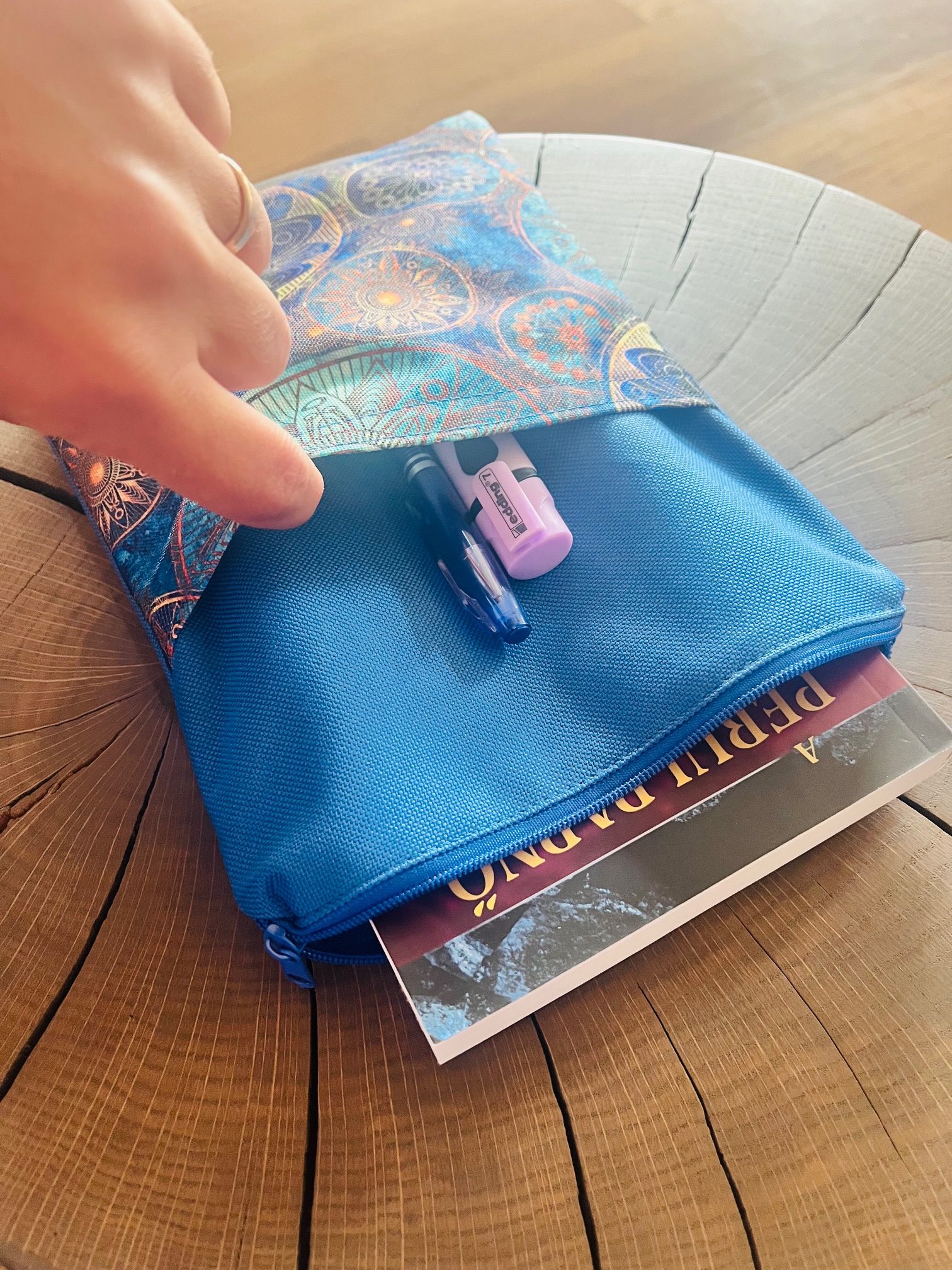 Kristályvilágos könyvtok - Image 4