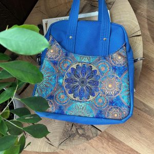 Kristályvilágos kézitáska